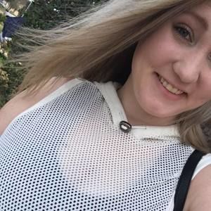 Meet your Posher, Cara